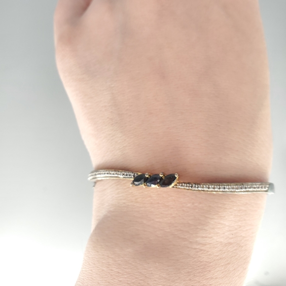 Single Bangle Navy Marquise Stones- Damaged/ Fair/ Acceptable - Picture 4 of 13